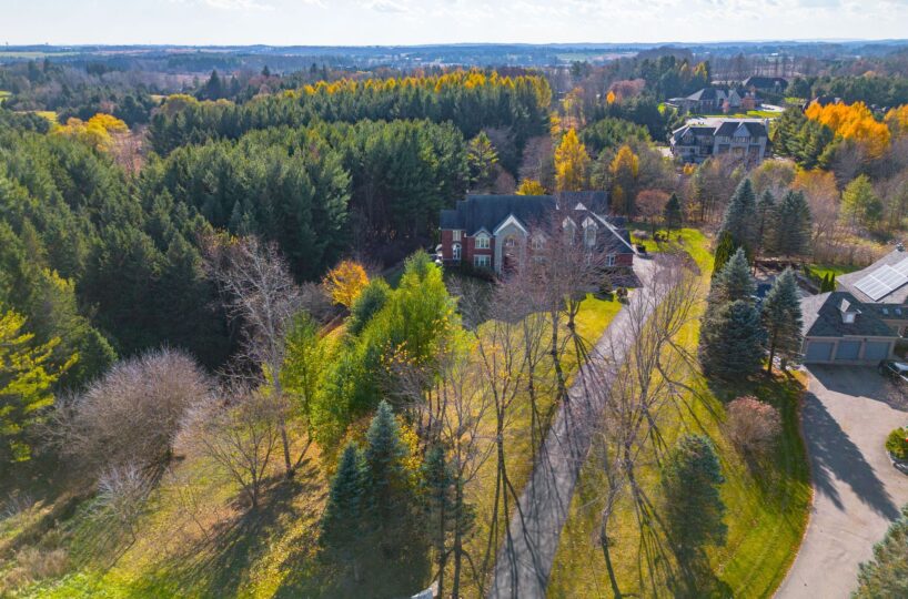 10 Stonehart St - Featured Listing in Caledon by Sam McDadi - 03