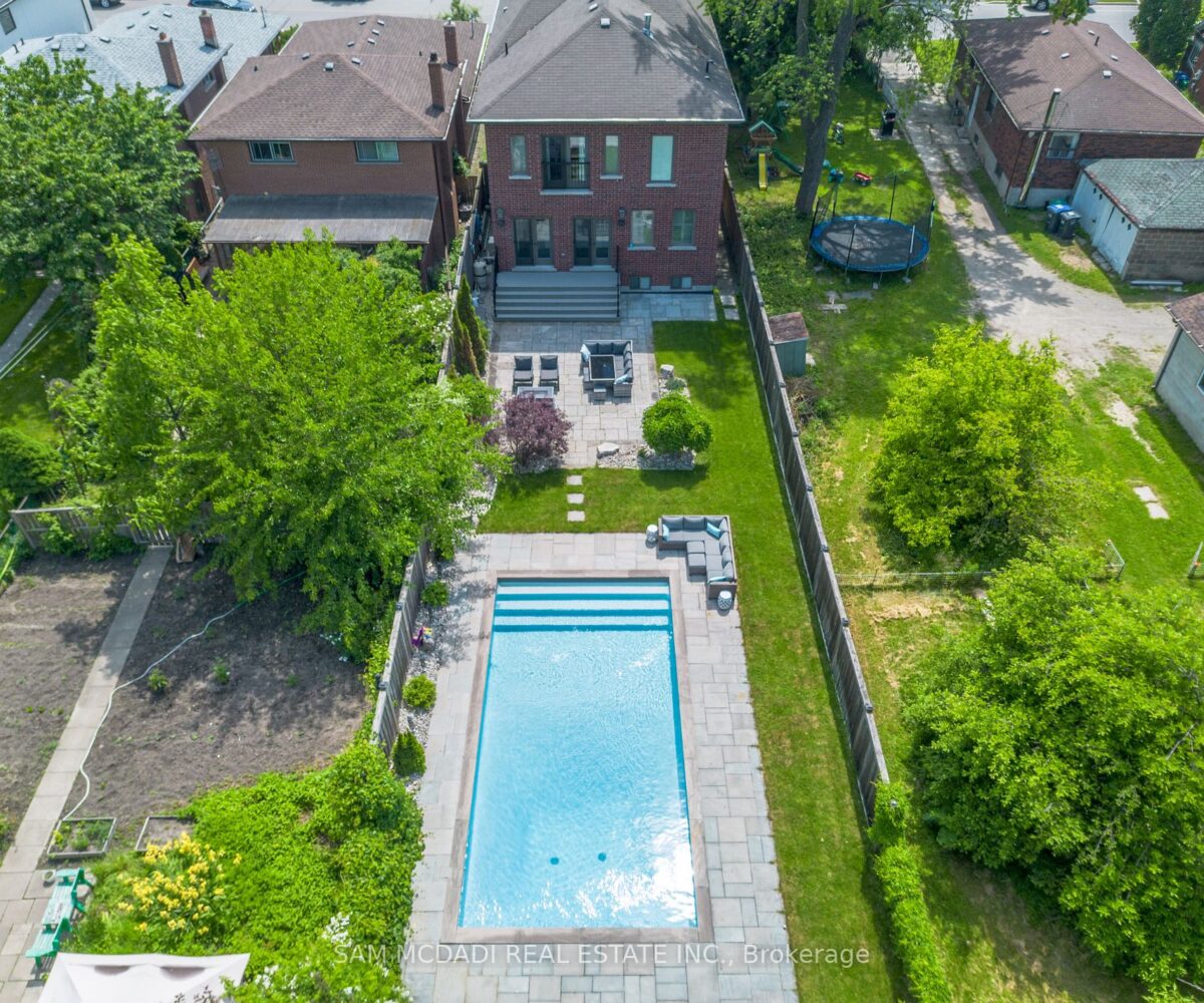 1159 Alexandra Ave - Featured Listing in Mississauga by Sam McDadi - 29