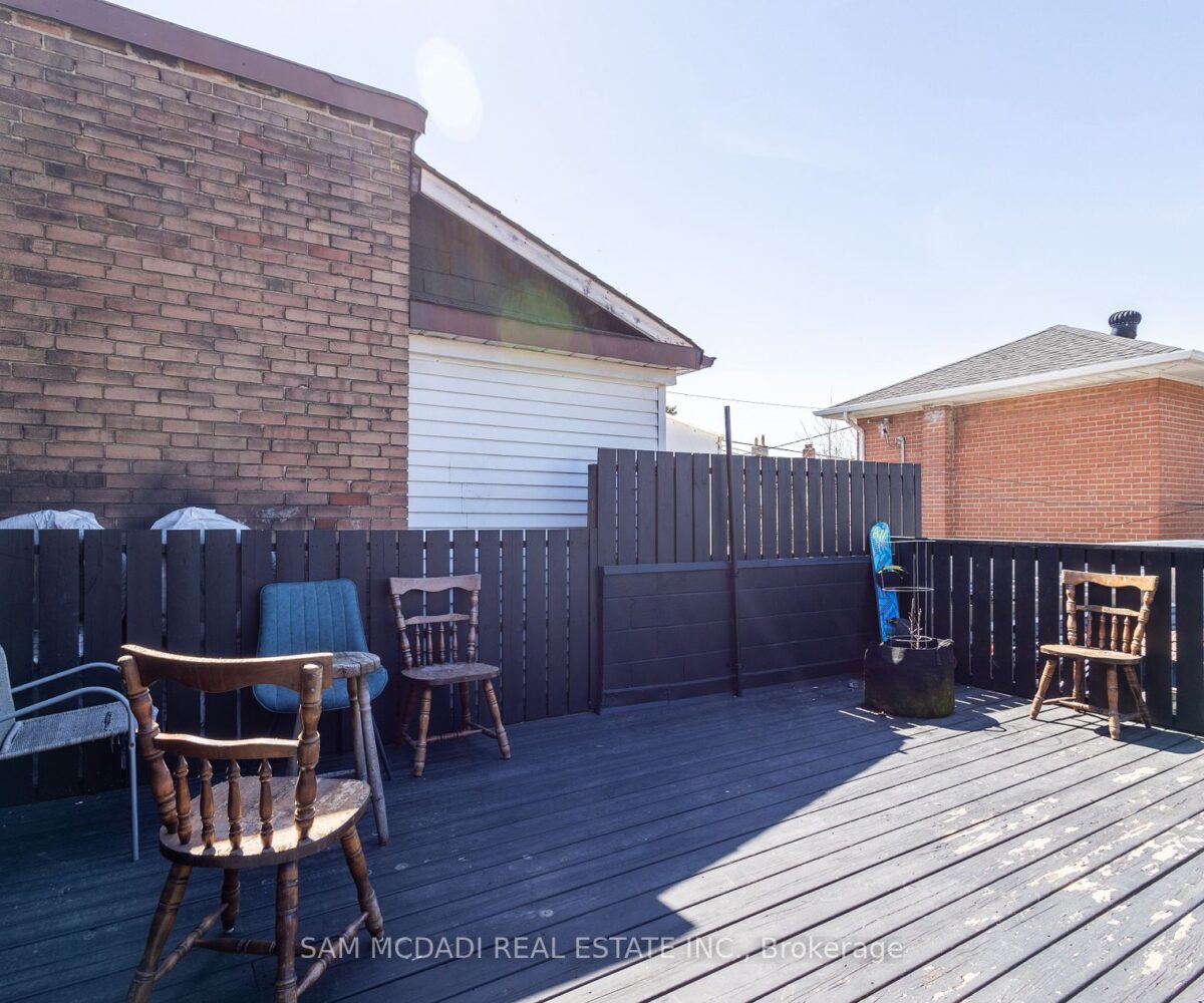 1212 Dufferin St - Featured Listing in Toronto by Sam McDadi - 37
