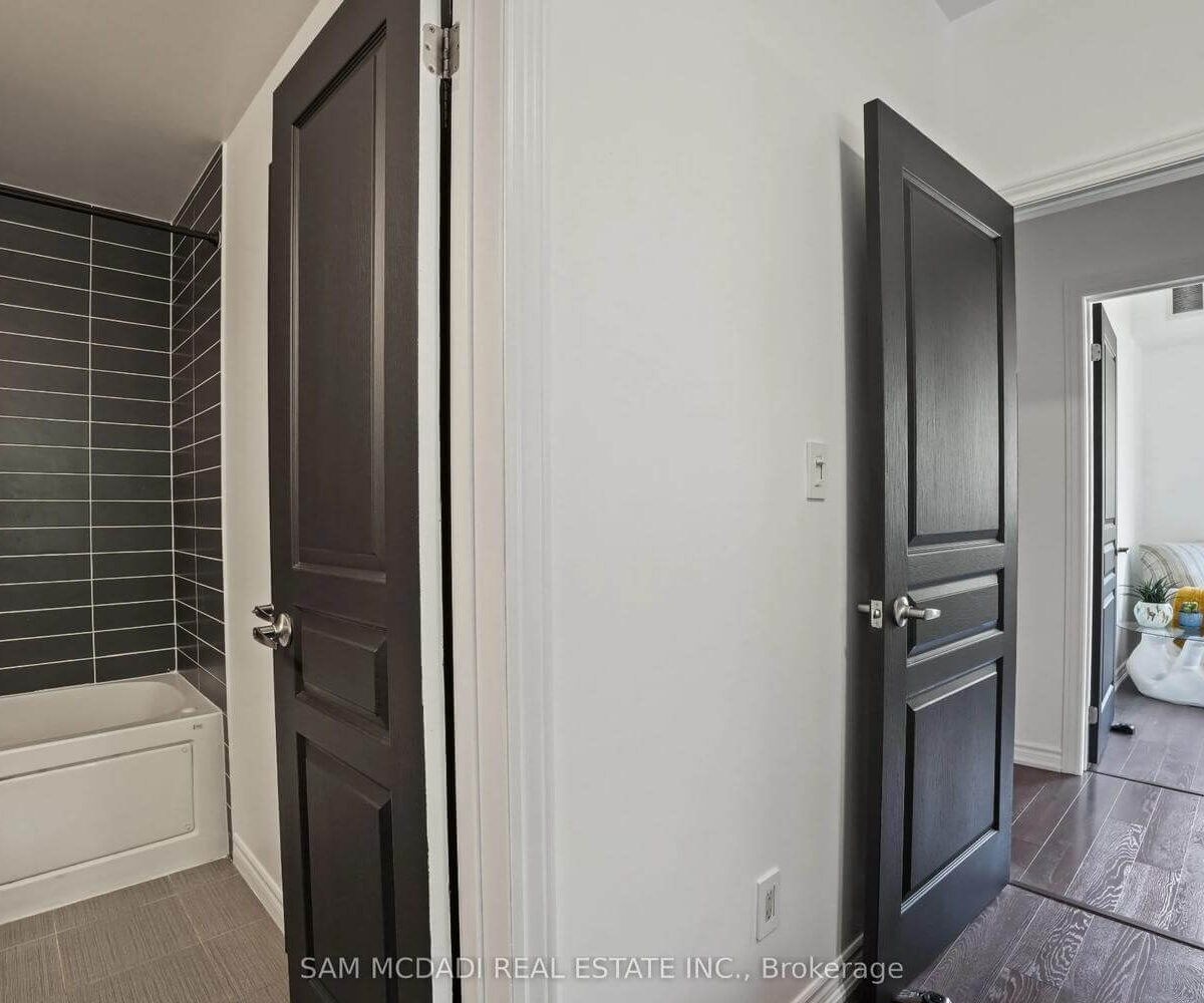 131 – 570 Lolita Gardens – Featured Listing in Mississauga by Sam McDadi – 15