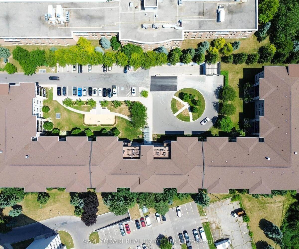 131 – 570 Lolita Gardens – Featured Listing in Mississauga by Sam McDadi – 27