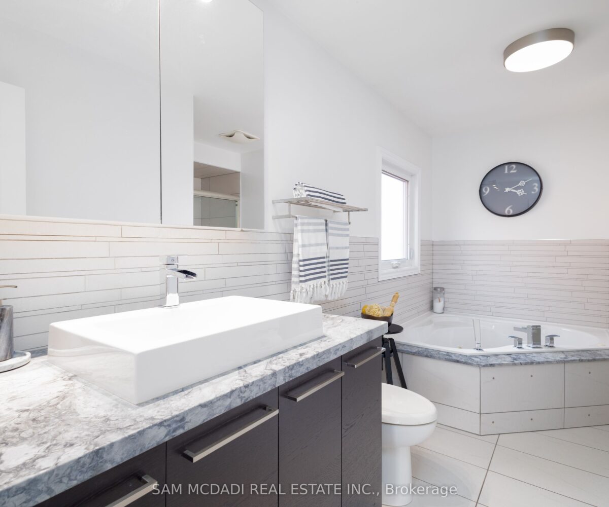 1555 Sir Montys Drive – Featured Listing in Mississauga by Sam McDadi – 16