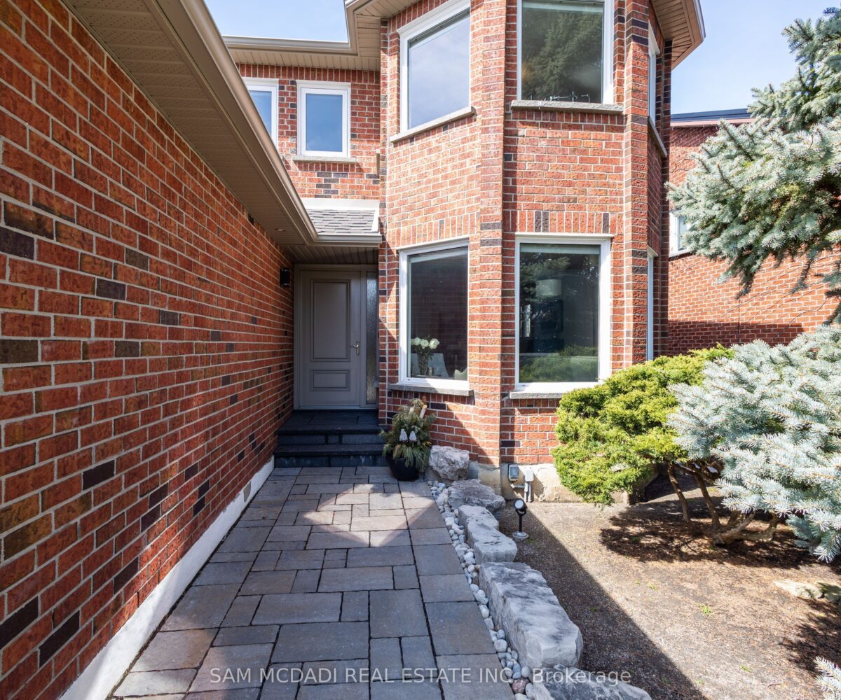 1555 Sir Montys Drive – Featured Listing in Mississauga by Sam McDadi – 28