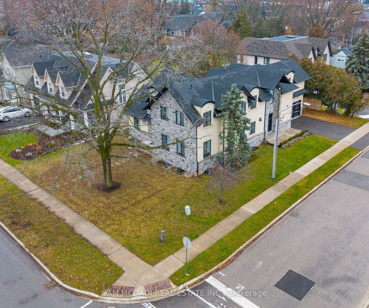 168 Nelson St - Featured Listing in Oakville by Sam McDadi - 40