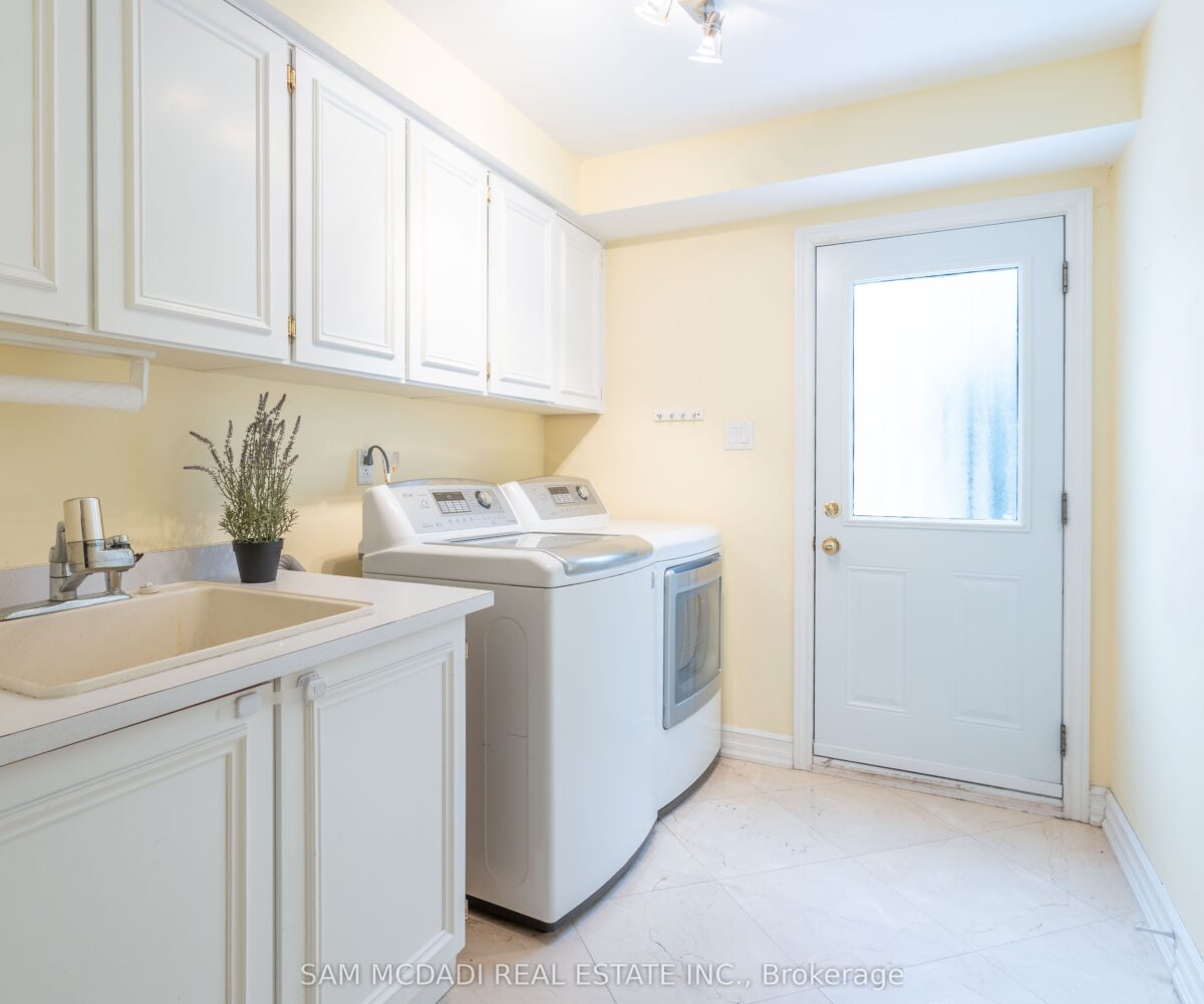 1836 Friar Tuck Court – Featured Listing in Mississauga by Sam McDadi – 17