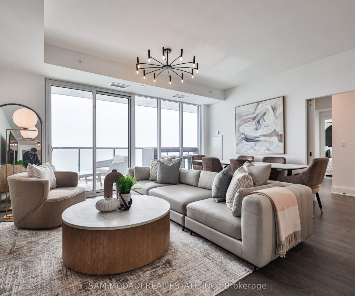2204 – 370 Martha Street – Featured Listing in Burlington by Sam McDadi – 23
