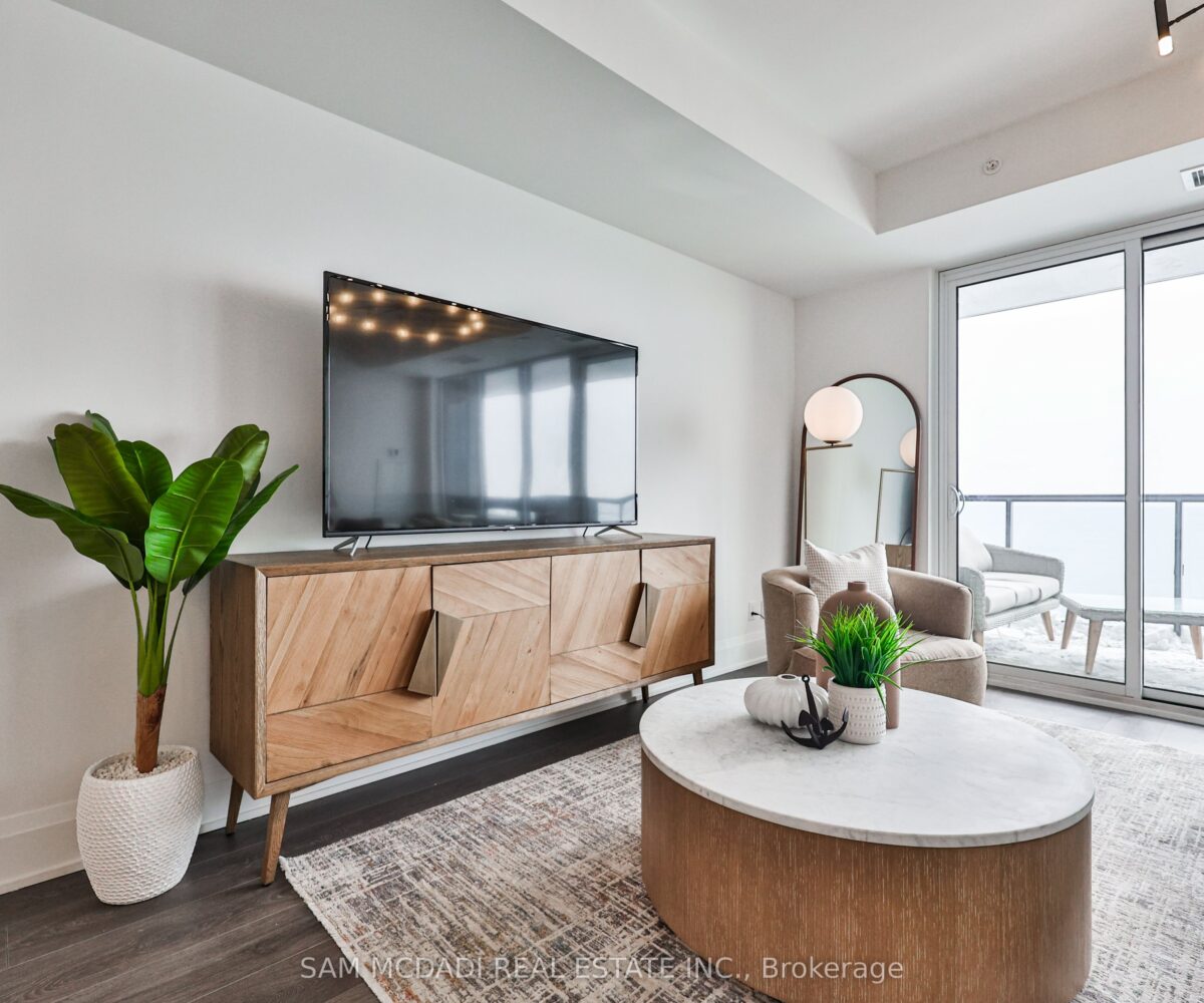 2204 – 370 Martha Street – Featured Listing in Burlington by Sam McDadi – 24