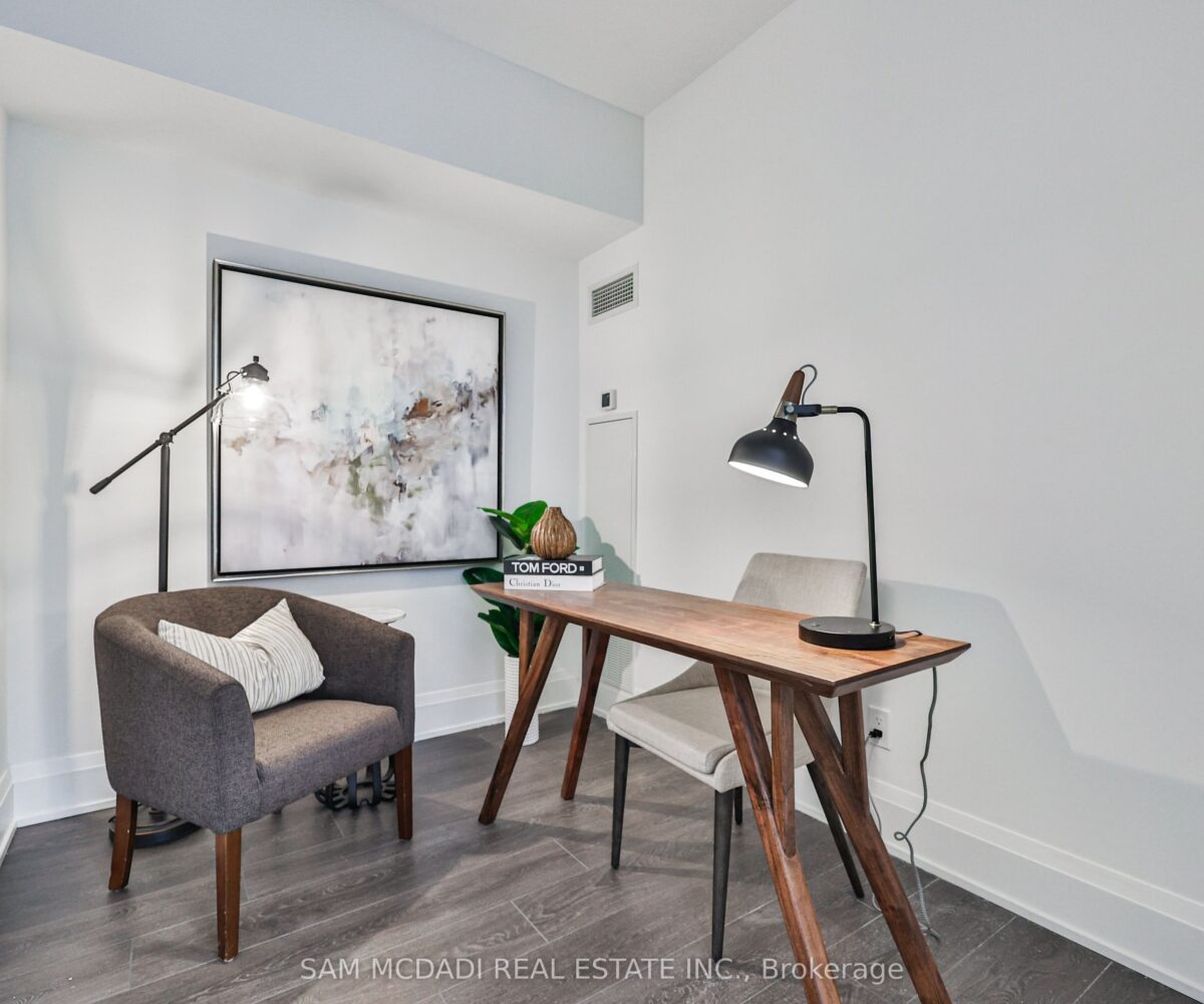 2204 – 370 Martha Street – Featured Listing in Burlington by Sam McDadi – 28