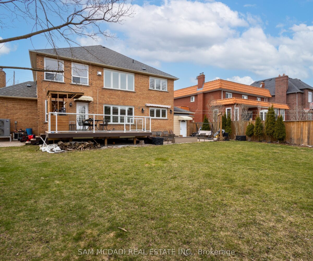 2339 Glengarry Road – Featured Listing in Mississauga by Sam McDadi – 40