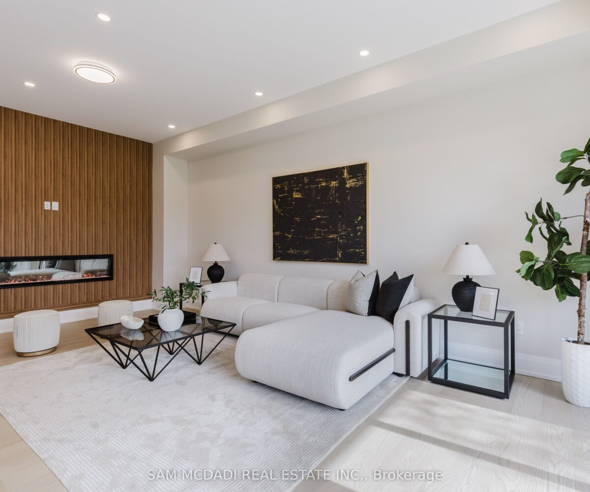 2346 Rebecca Street – Featured Listing in Oakville by Sam McDadi – 07