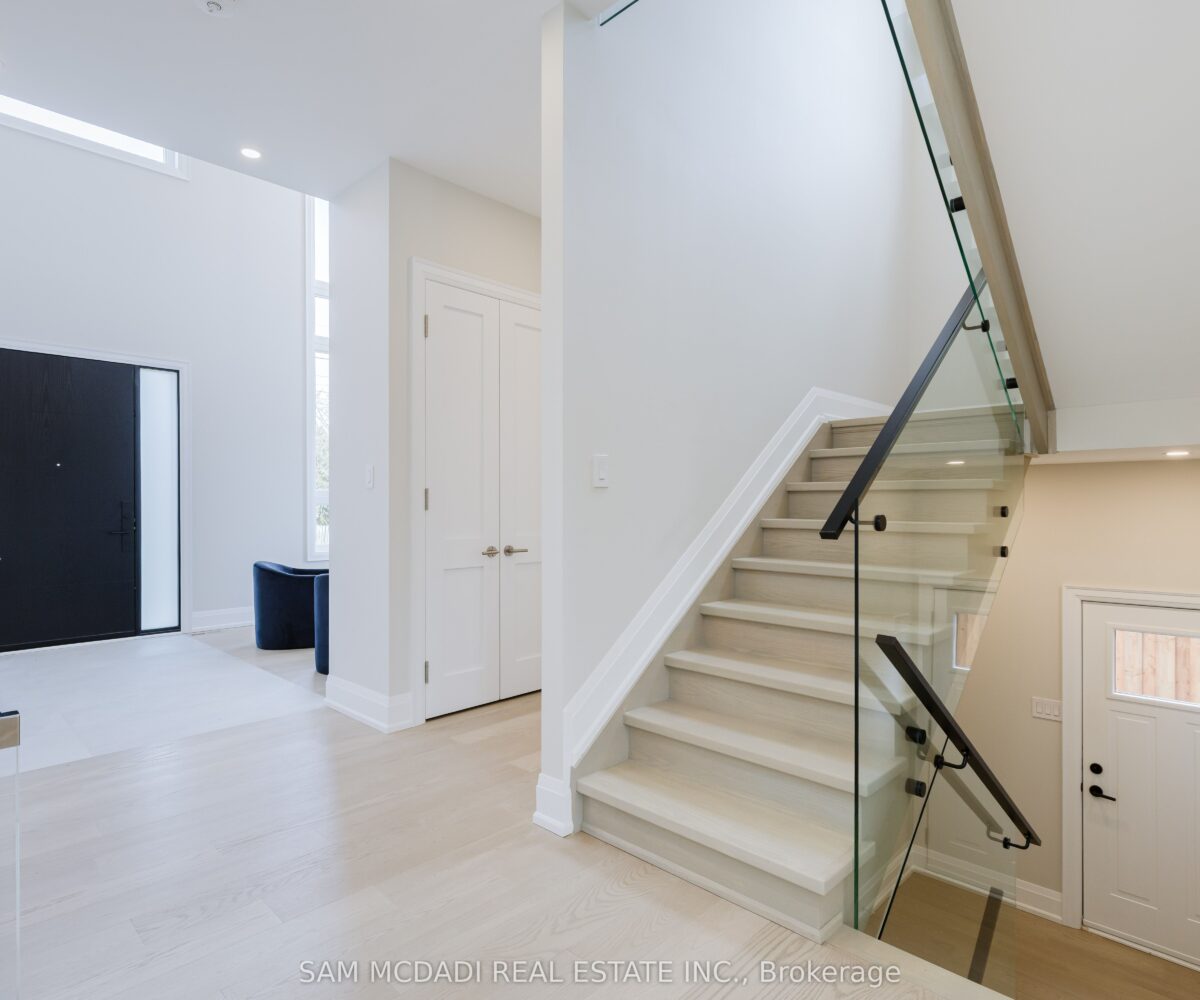 2346 Rebecca Street – Featured Listing in Oakville by Sam McDadi – 20