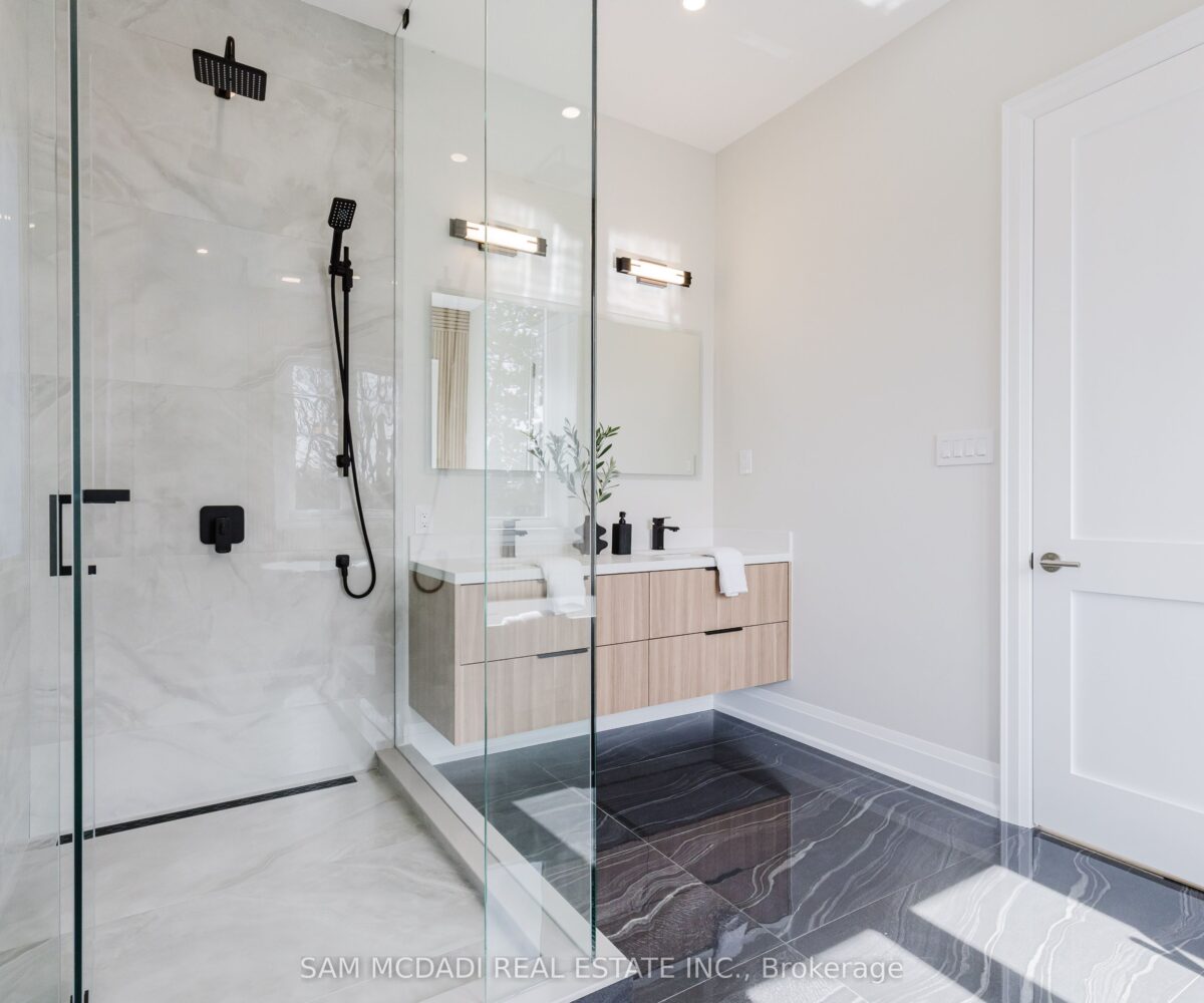 2346 Rebecca Street – Featured Listing in Oakville by Sam McDadi – 26