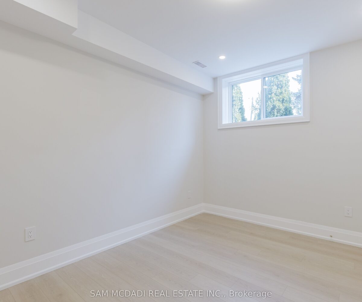 2346 Rebecca Street – Featured Listing in Oakville by Sam McDadi – 45