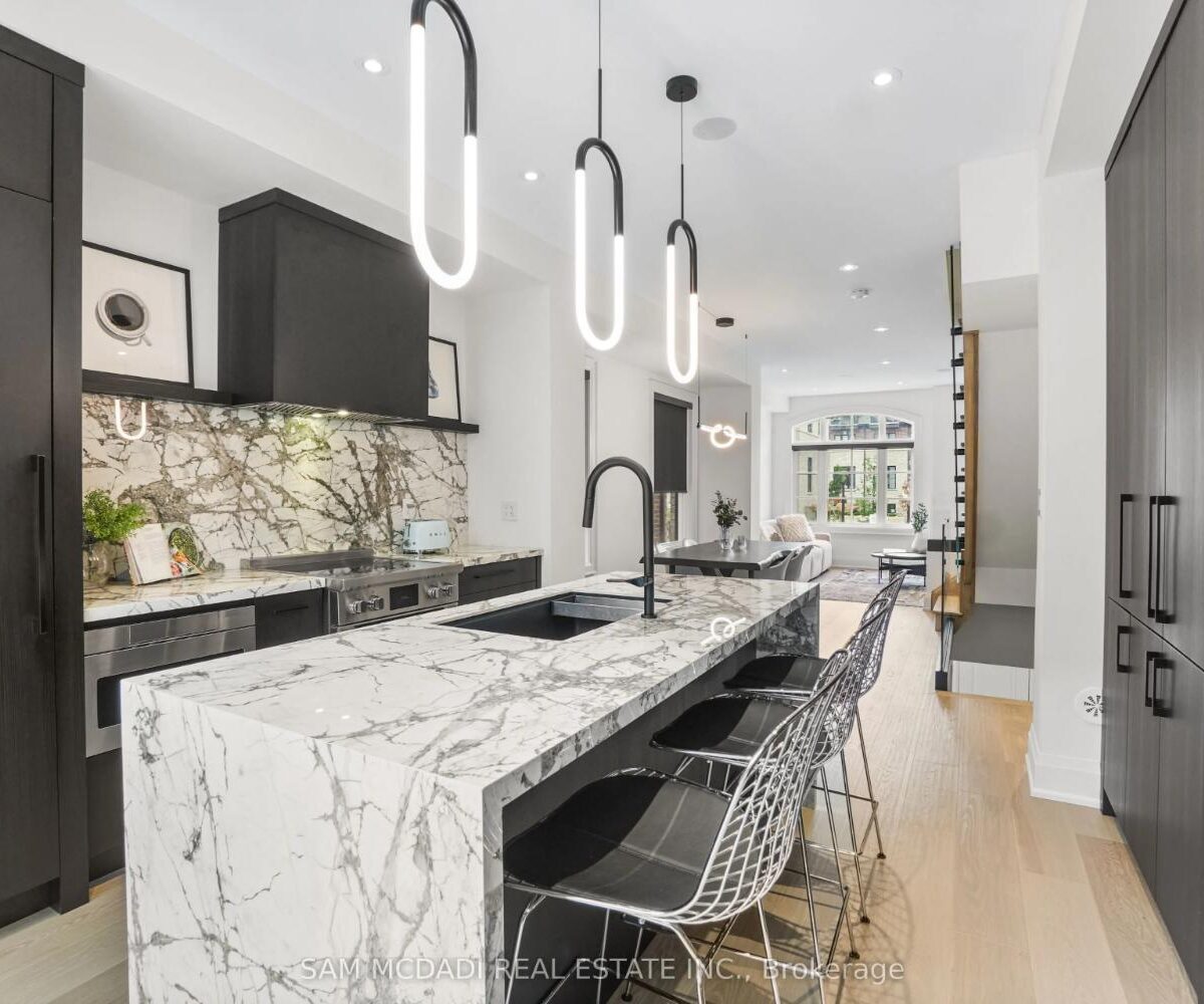 24 – 10 Lunar Crescent – Featured Listing in Mississauga by Sam McDadi – 01