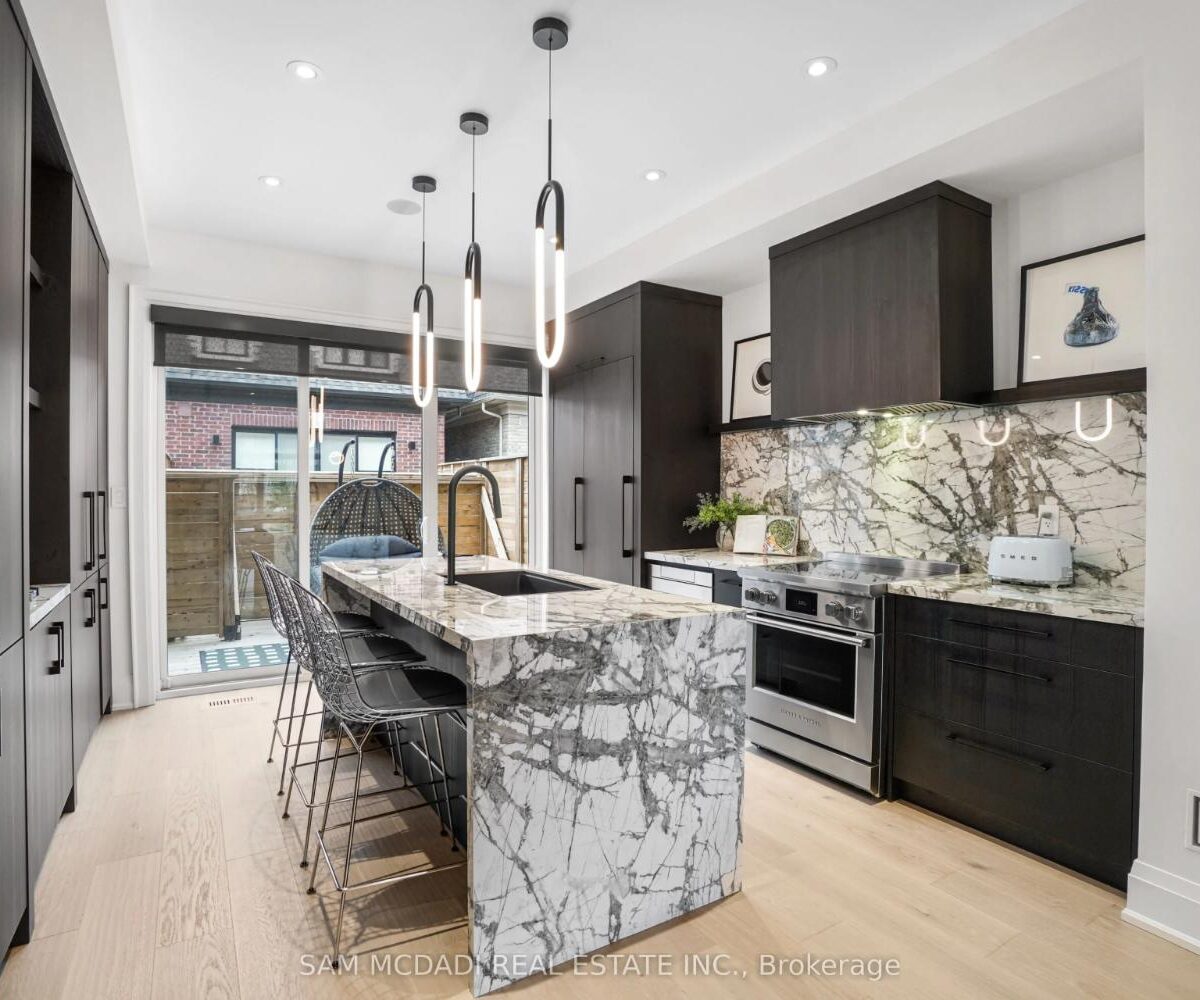 24 – 10 Lunar Crescent – Featured Listing in Mississauga by Sam McDadi – 08