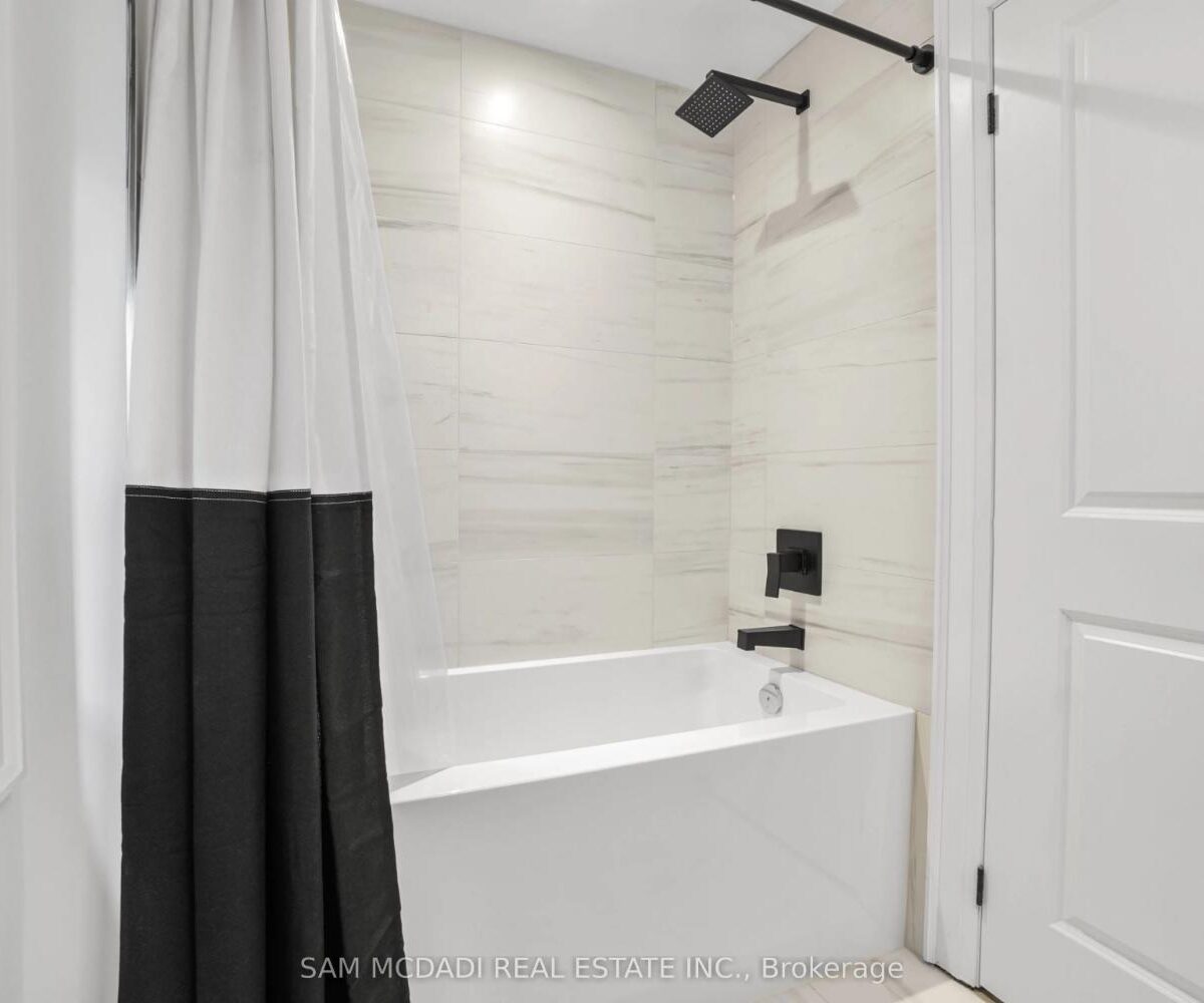 24 – 10 Lunar Crescent – Featured Listing in Mississauga by Sam McDadi – 18