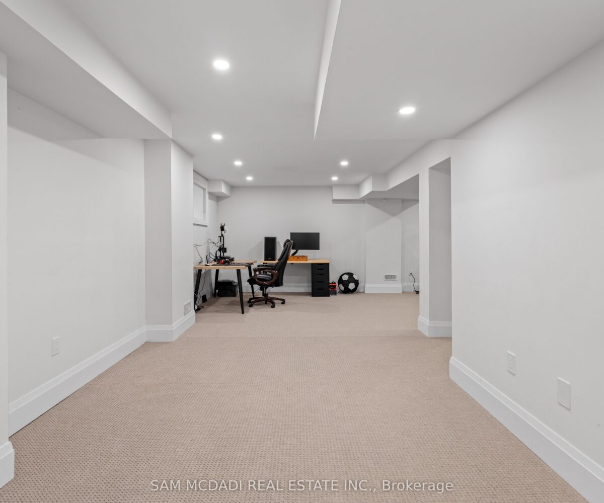 3414 Post Road – Featured Listing in Oakville by Sam McDadi – 32