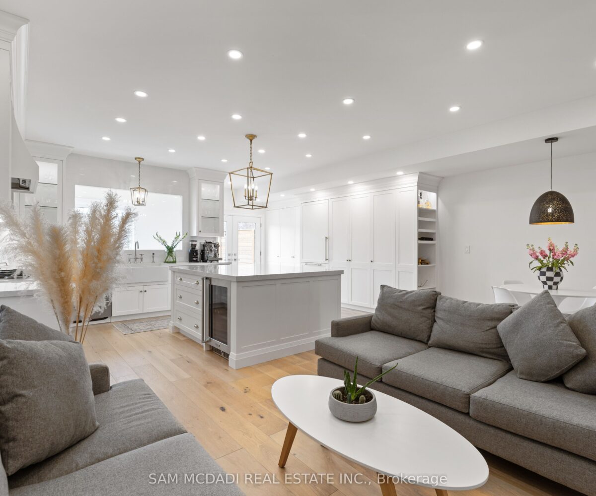 4 Iroquois Avenue – Featured Listing in Mississauga by Sam McDadi – 08