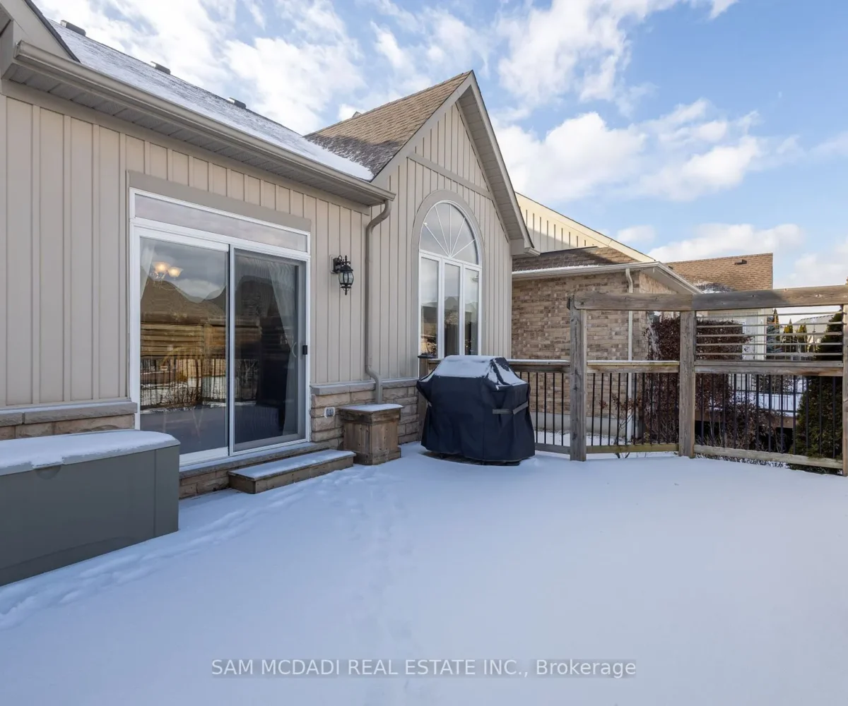 40 Galloway Tr – Featured Listing in Welland by Sam McDadi – 36