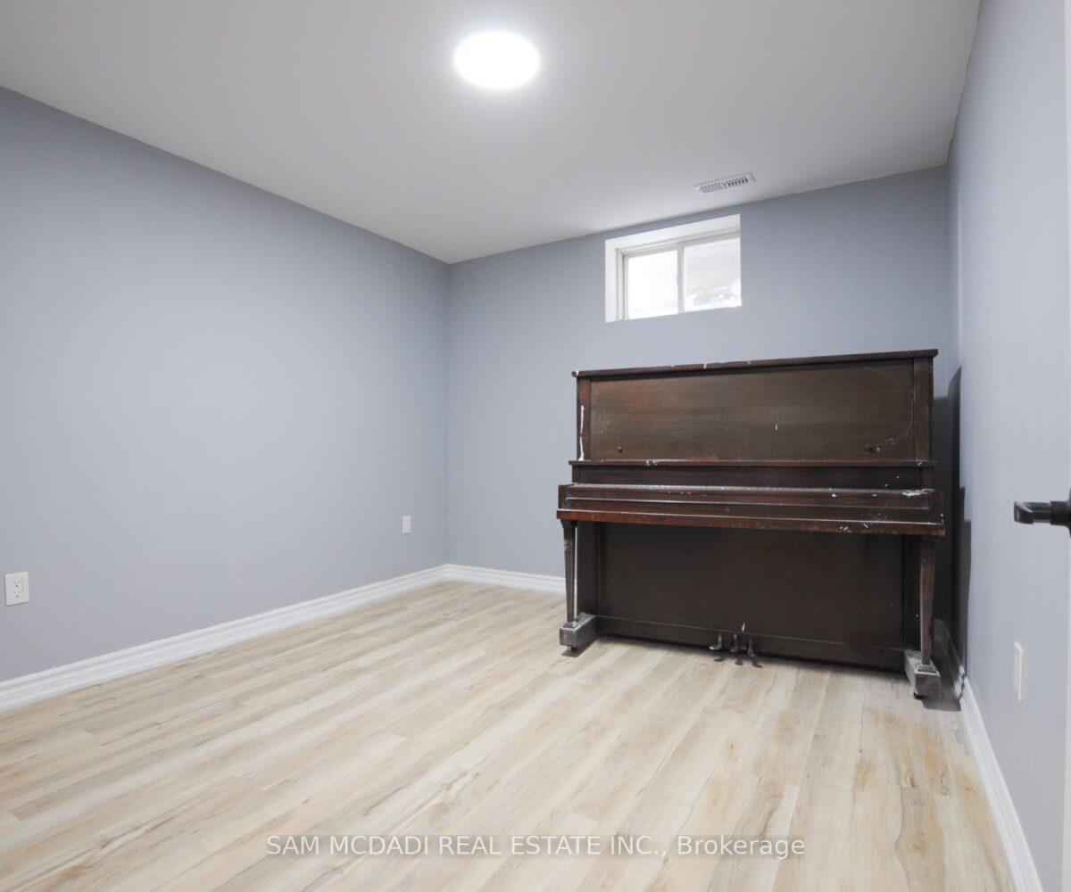 412 Olde Village Lane – Featured Listing in Shelburne by Sam McDadi – 27