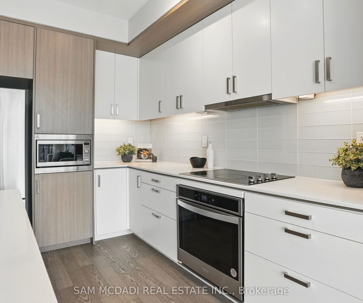 415 – 1575 Lakeshore Road W – Featured Listing in Mississauga by Sam McDadi – 08