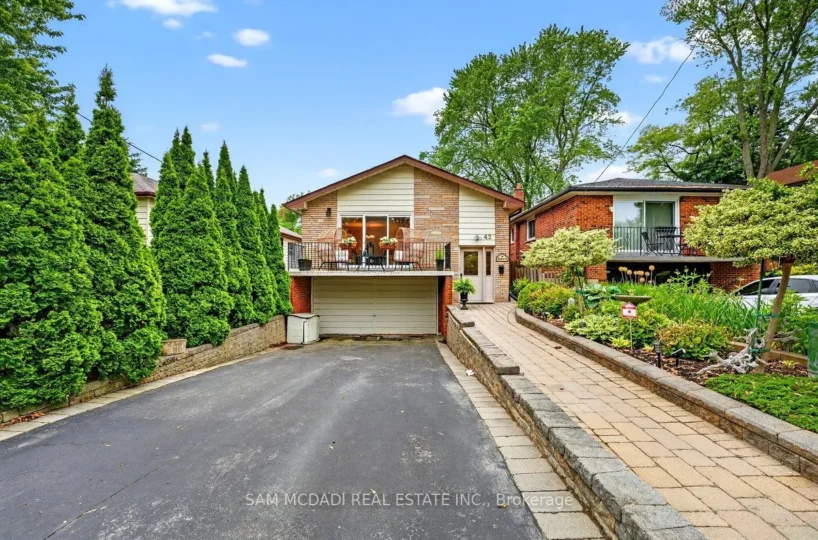 42 Peter Street N – Featured Listing in Mississauga by Sam McDadi – 01