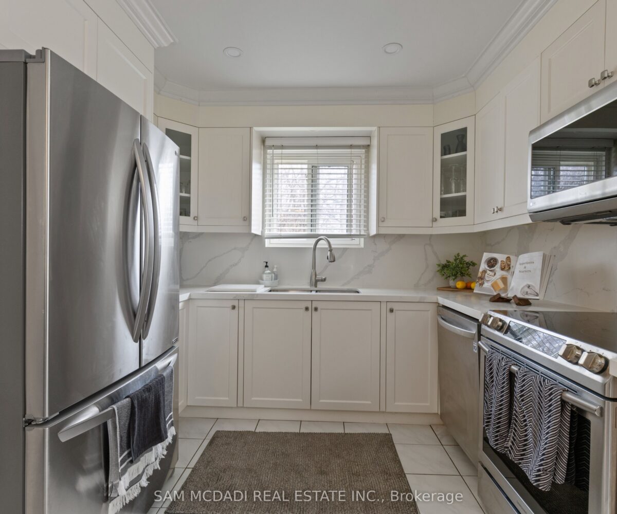 44 Madrid Crescent – Featured Listing in Brampton by Sam McDadi – 09