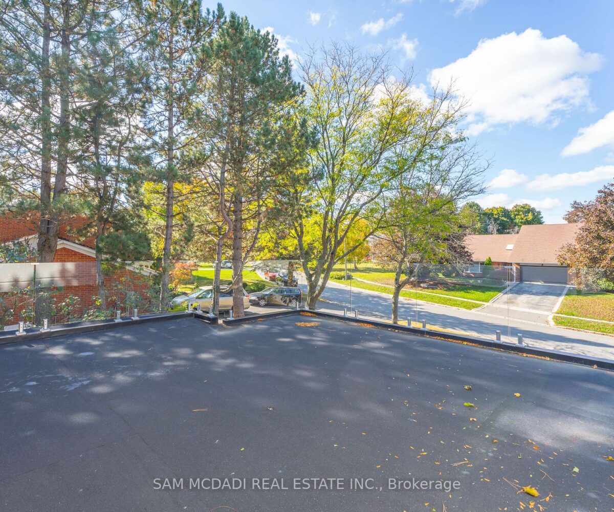 470 Warren Rd - Featured Listing in King by Sam McDadi - 14