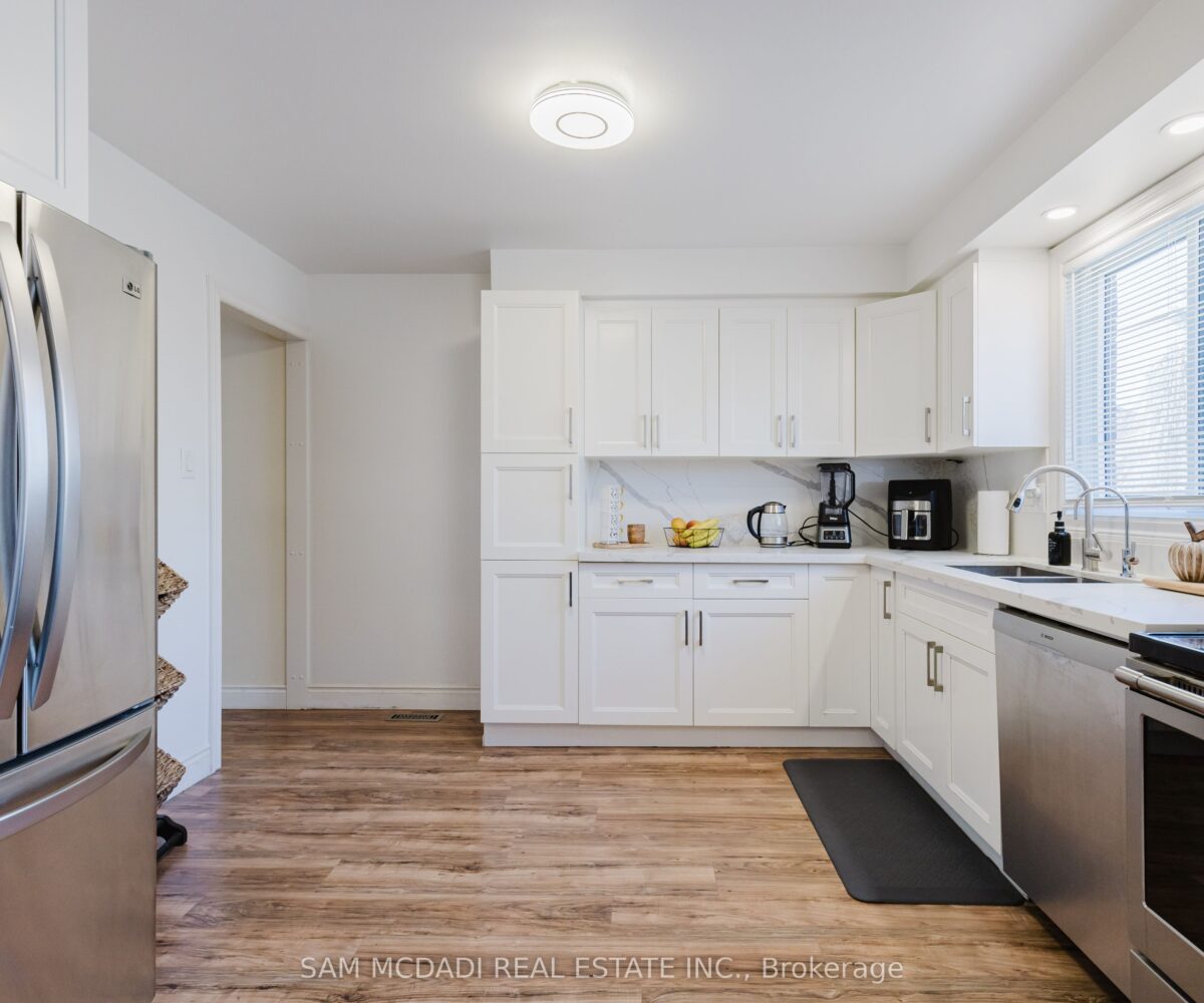 522 Roseheath Drive – Featured Listing in Milton by Sam McDadi – 10