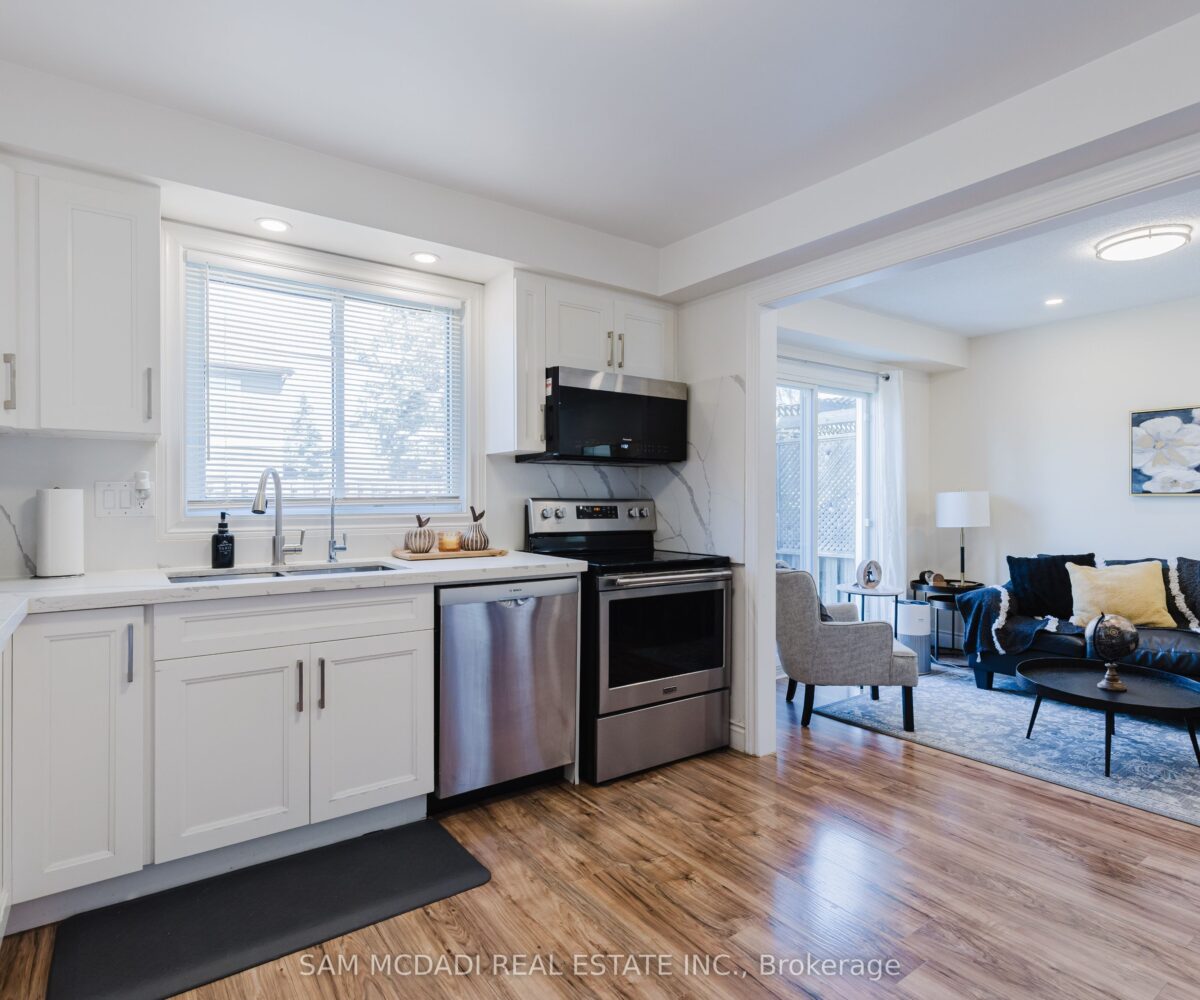 522 Roseheath Drive – Featured Listing in Milton by Sam McDadi – 11