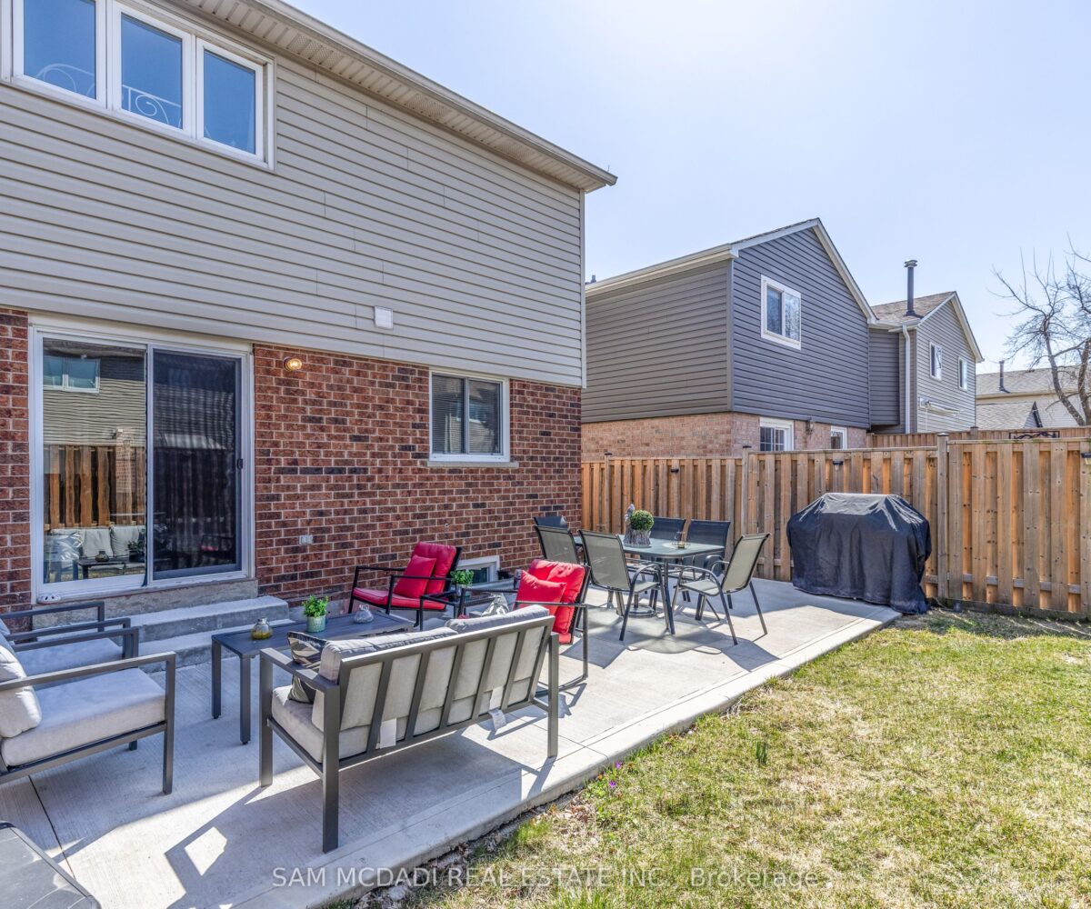 522 Roseheath Drive – Featured Listing in Milton by Sam McDadi – 28
