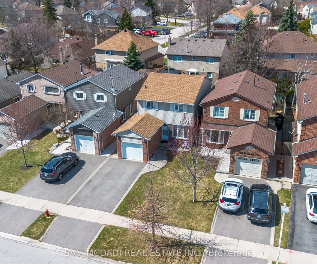 522 Roseheath Drive – Featured Listing in Milton by Sam McDadi – 31