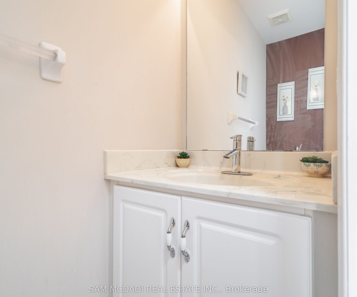 5562 Katy Gate – Featured Listing in Mississauga by Sam McDadi – 06