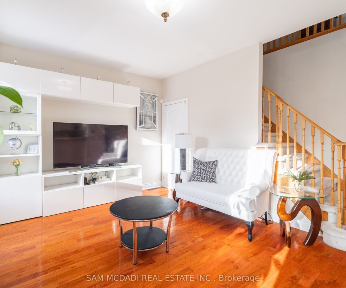 5562 Katy Gate – Featured Listing in Mississauga by Sam McDadi – 09