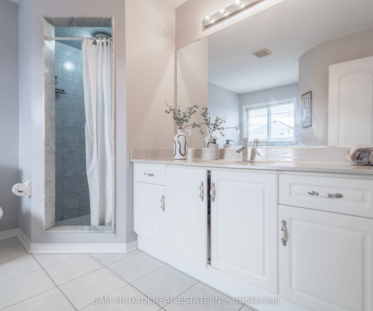 5562 Katy Gate – Featured Listing in Mississauga by Sam McDadi – 17