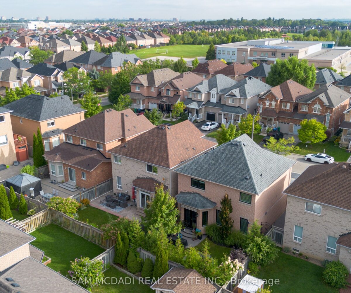5562 Katy Gate – Featured Listing in Mississauga by Sam McDadi – 31