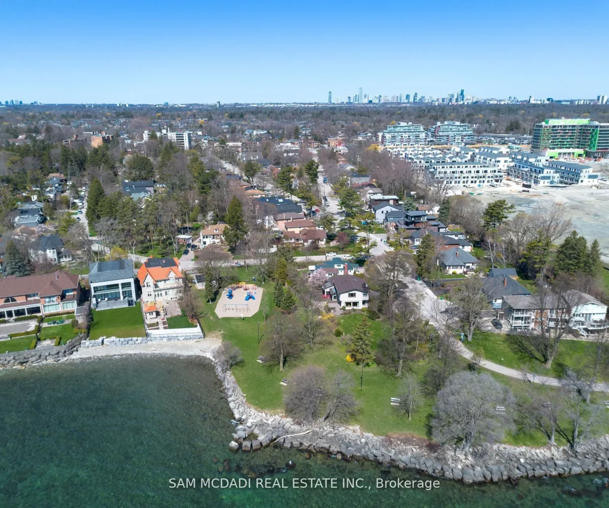 62 Maple Avenue S – Featured Listing in Mississauga by Sam McDadi – 39
