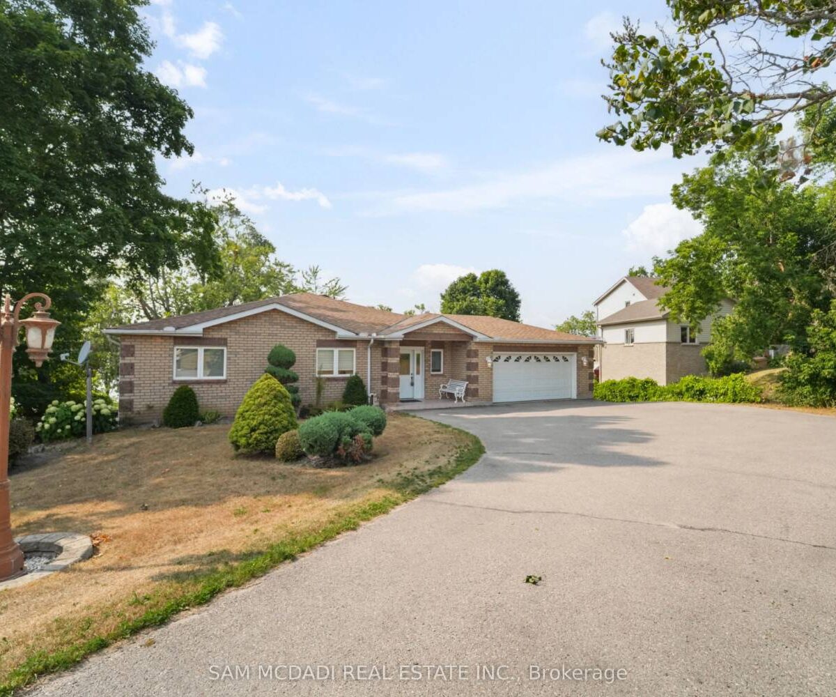 84 Maryland Drive – Featured Listing in Selwyn by Sam McDadi – 01