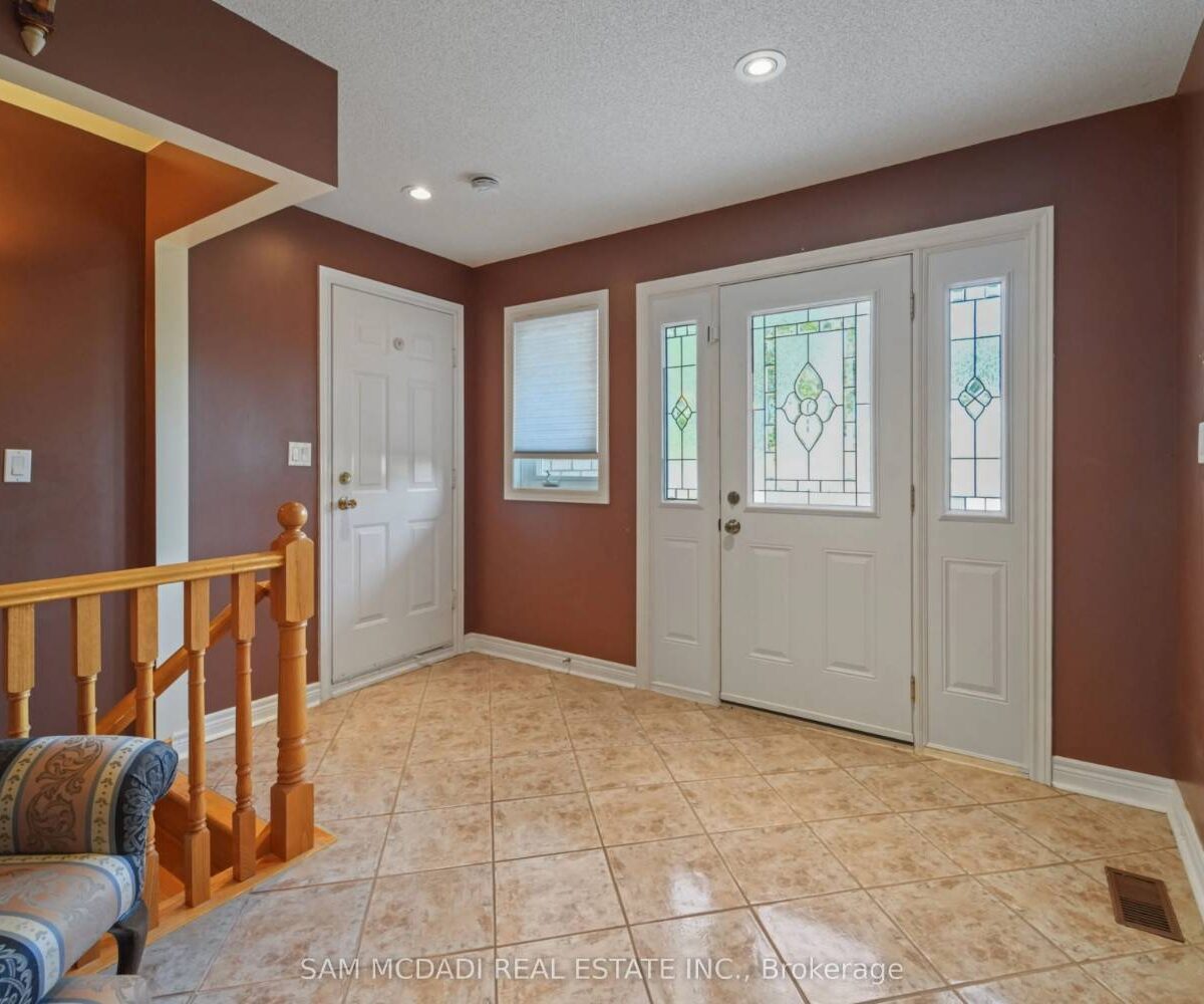 84 Maryland Drive – Featured Listing in Selwyn by Sam McDadi – 04