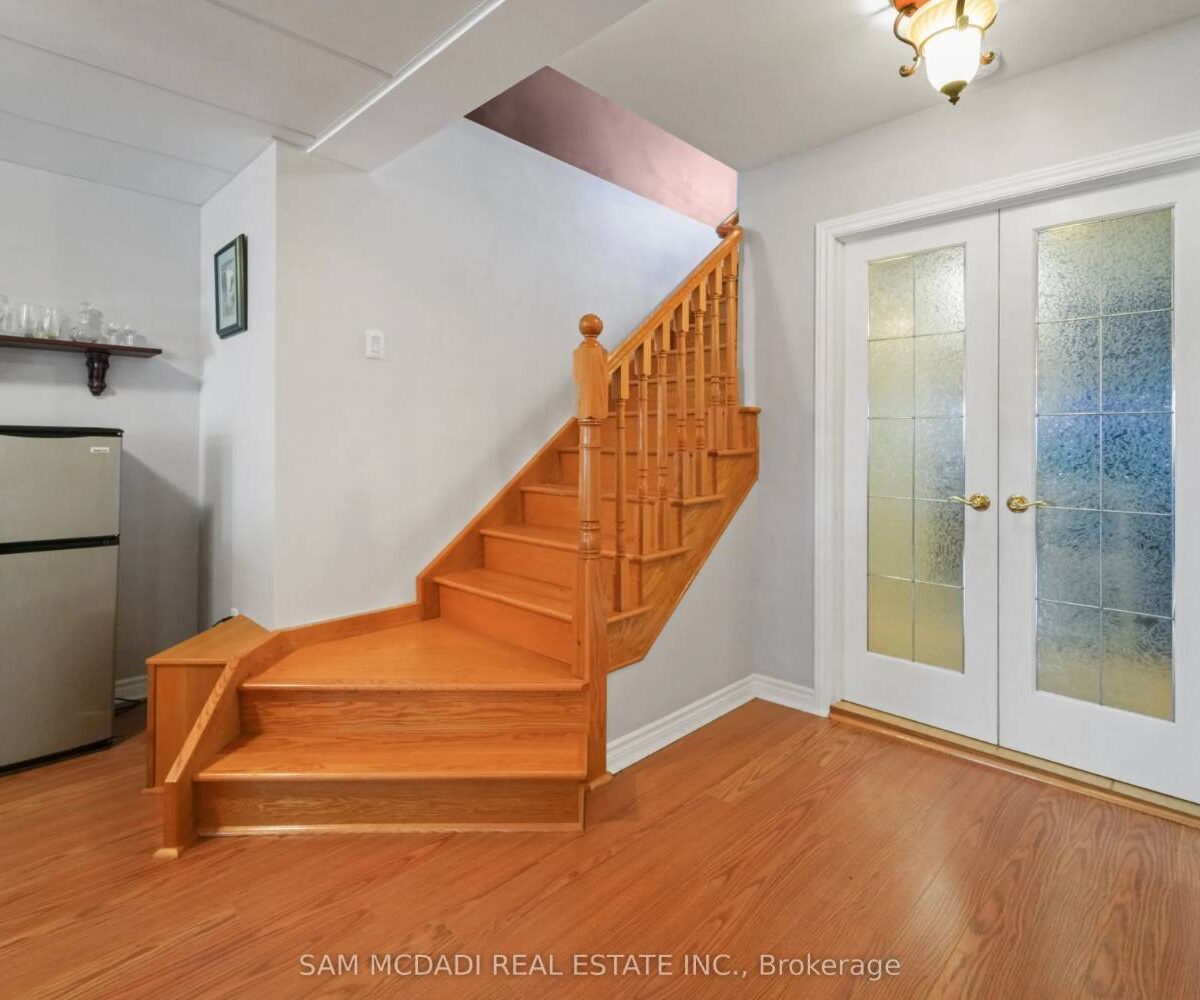 84 Maryland Drive – Featured Listing in Selwyn by Sam McDadi – 33