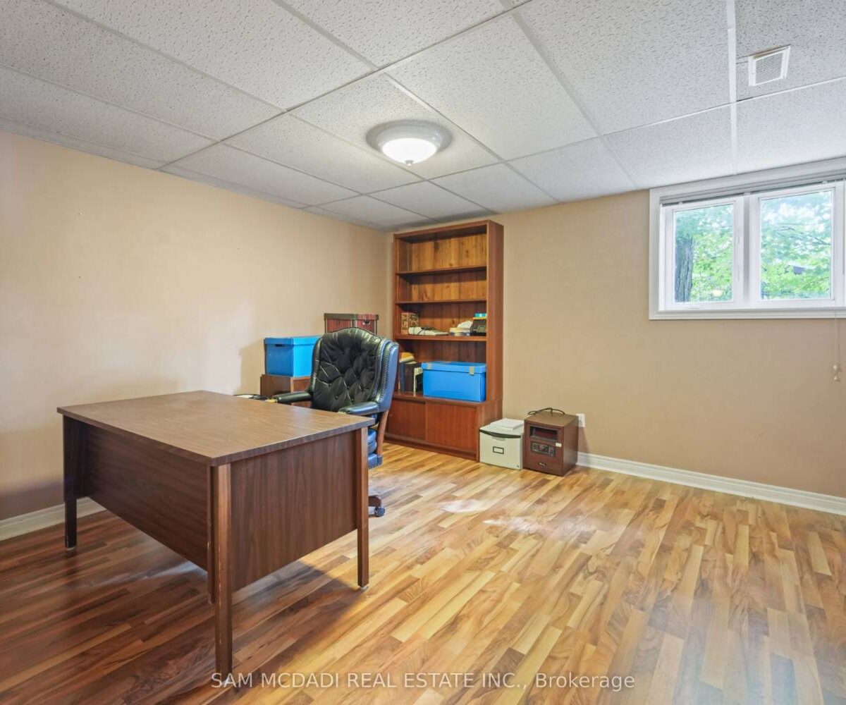 84 Maryland Drive – Featured Listing in Selwyn by Sam McDadi – 37