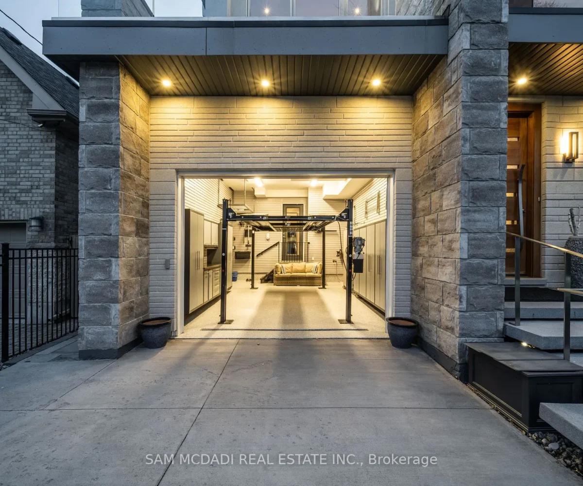 852 Goodwin Rd – Featured Listing in Mississauga by Sam McDadi – 040