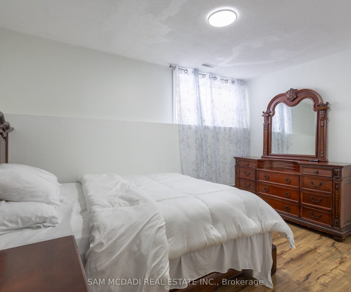 855 Jerseyville Road W – Featured Listing in Hamilton by Sam McDadi – 37