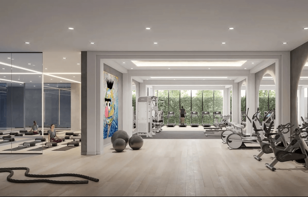 89 Dundas St W – Gilliam 1 – Assignment Sale Listing in Mississauga by Sam McDadi – 08