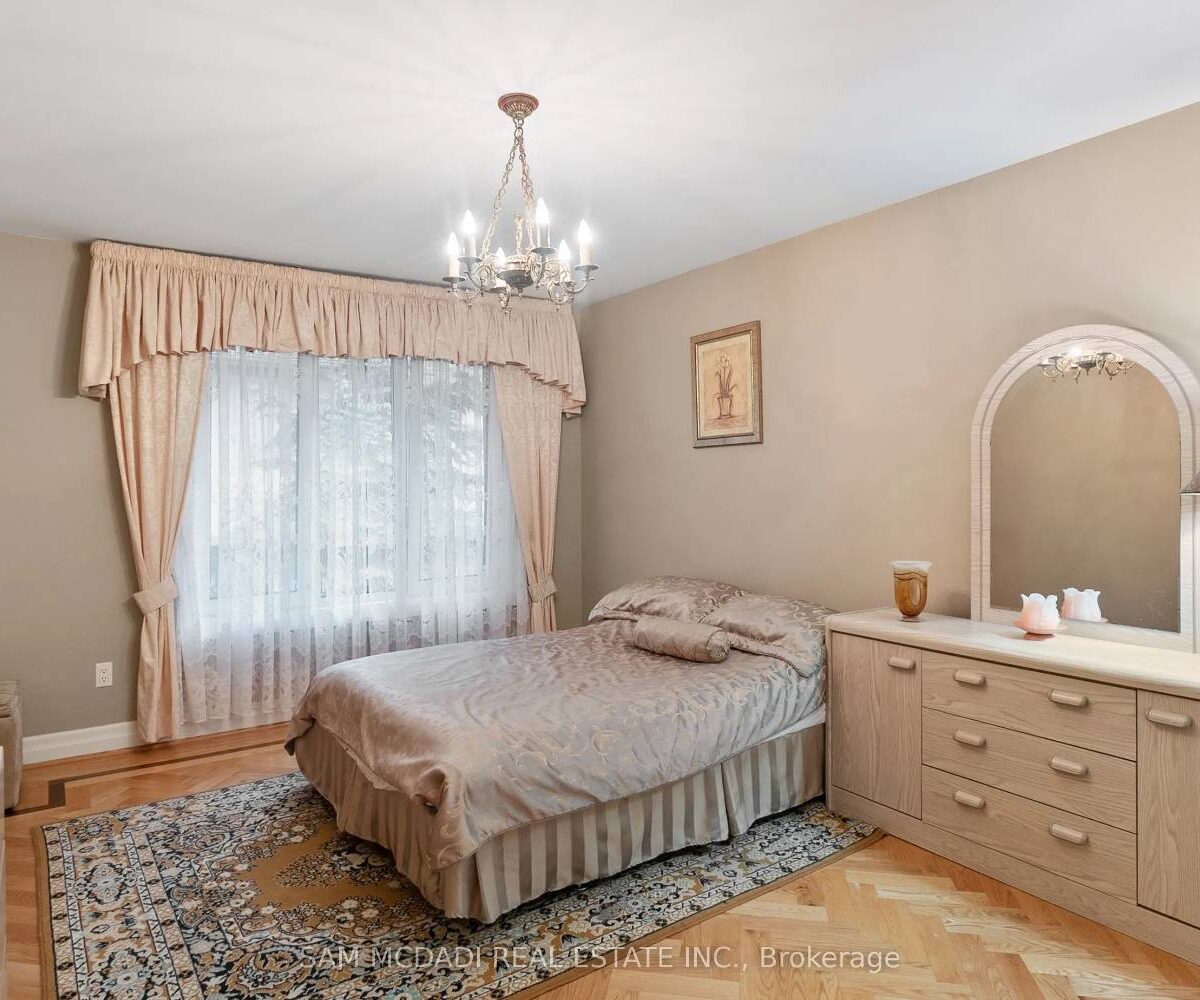 978 Tennyson Avenue – Featured Listing in Mississauga by Sam McDadi – 33